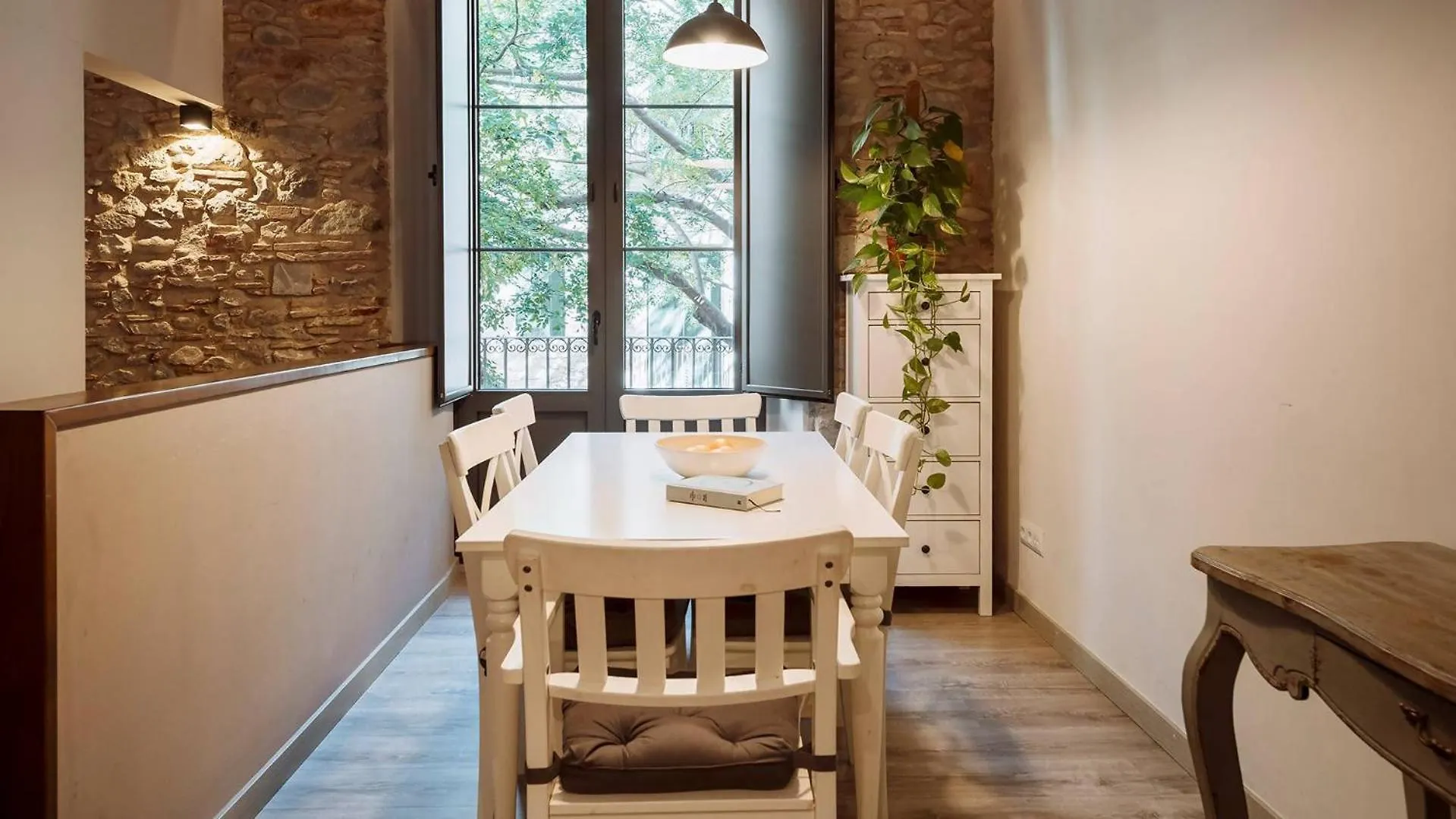 Old Town Duplex With Character Appartement Gerona