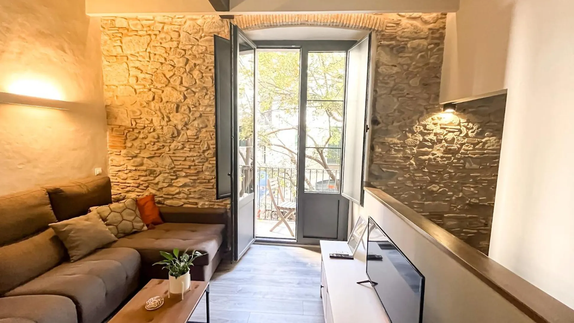 Old Town Duplex With Character Appartement Gerona Spanje